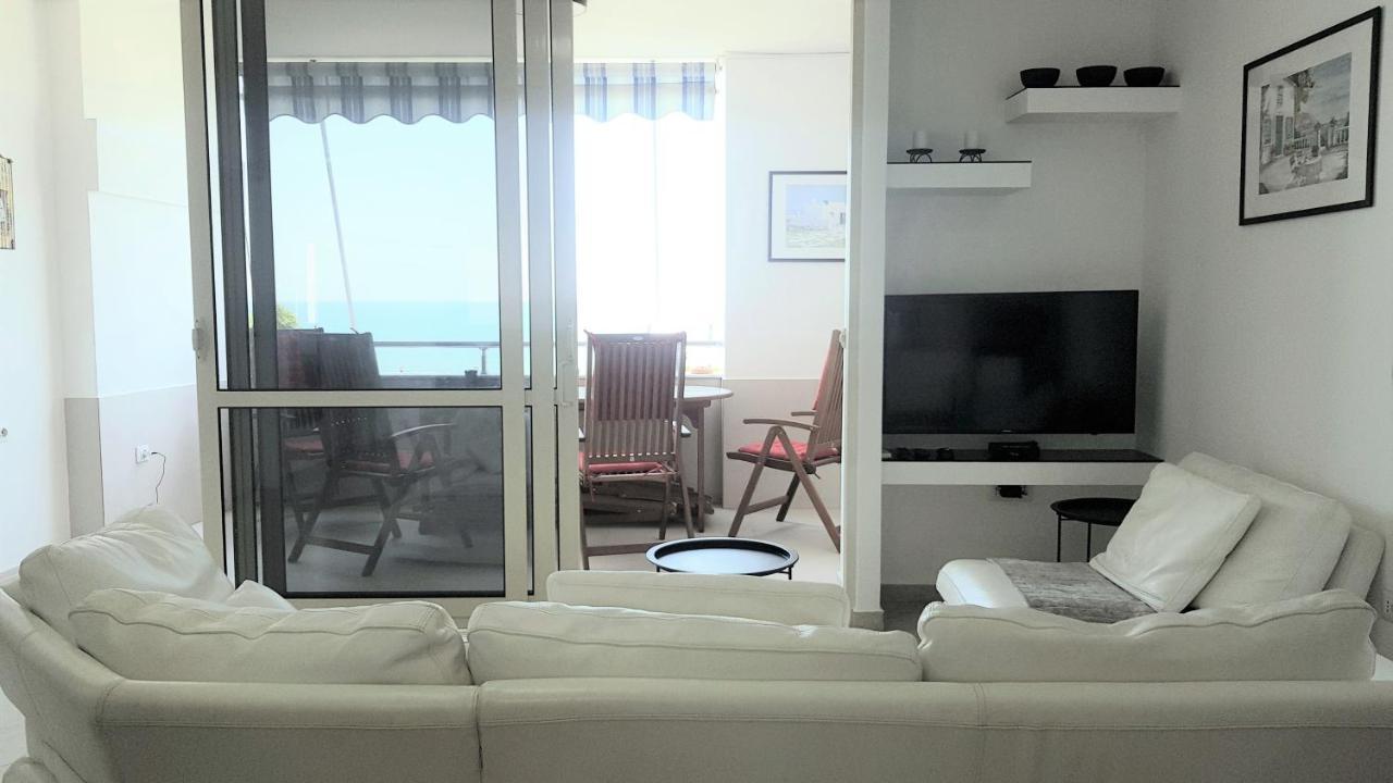 M&I Beach Apartment With Sea View Durrës Eksteriør billede